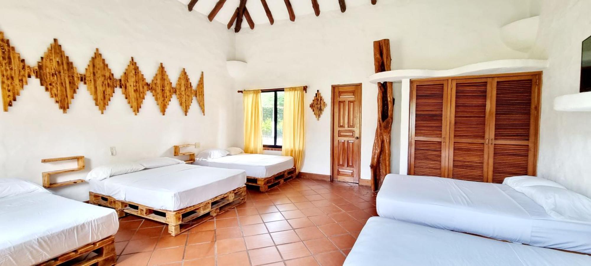 Mia Nueva Gorgona Hotel Ngoại thất bức ảnh