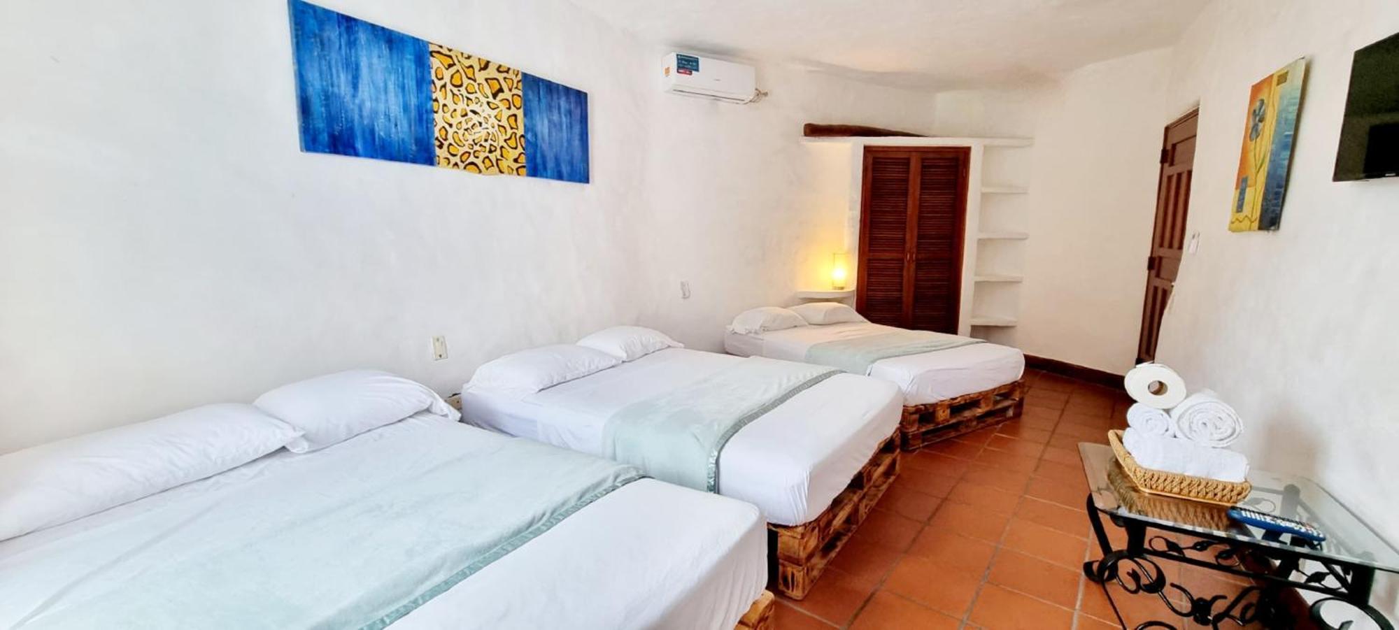 Mia Nueva Gorgona Hotel Ngoại thất bức ảnh